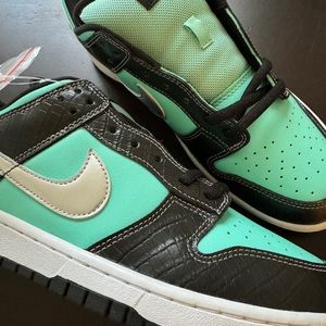 Nike SB x Diamond Supply “Tiffany”